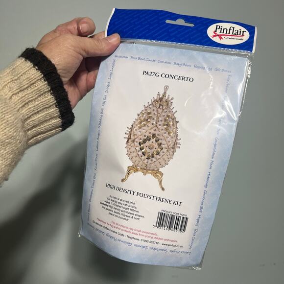 Ells Bells Pinfair UK Sequin Bead  Gold White Easter Egg Ornament Kit PA27G - Picture 3 of 5